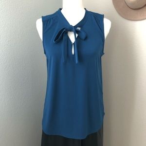 Banana Republic sleeveless tie neck blouse